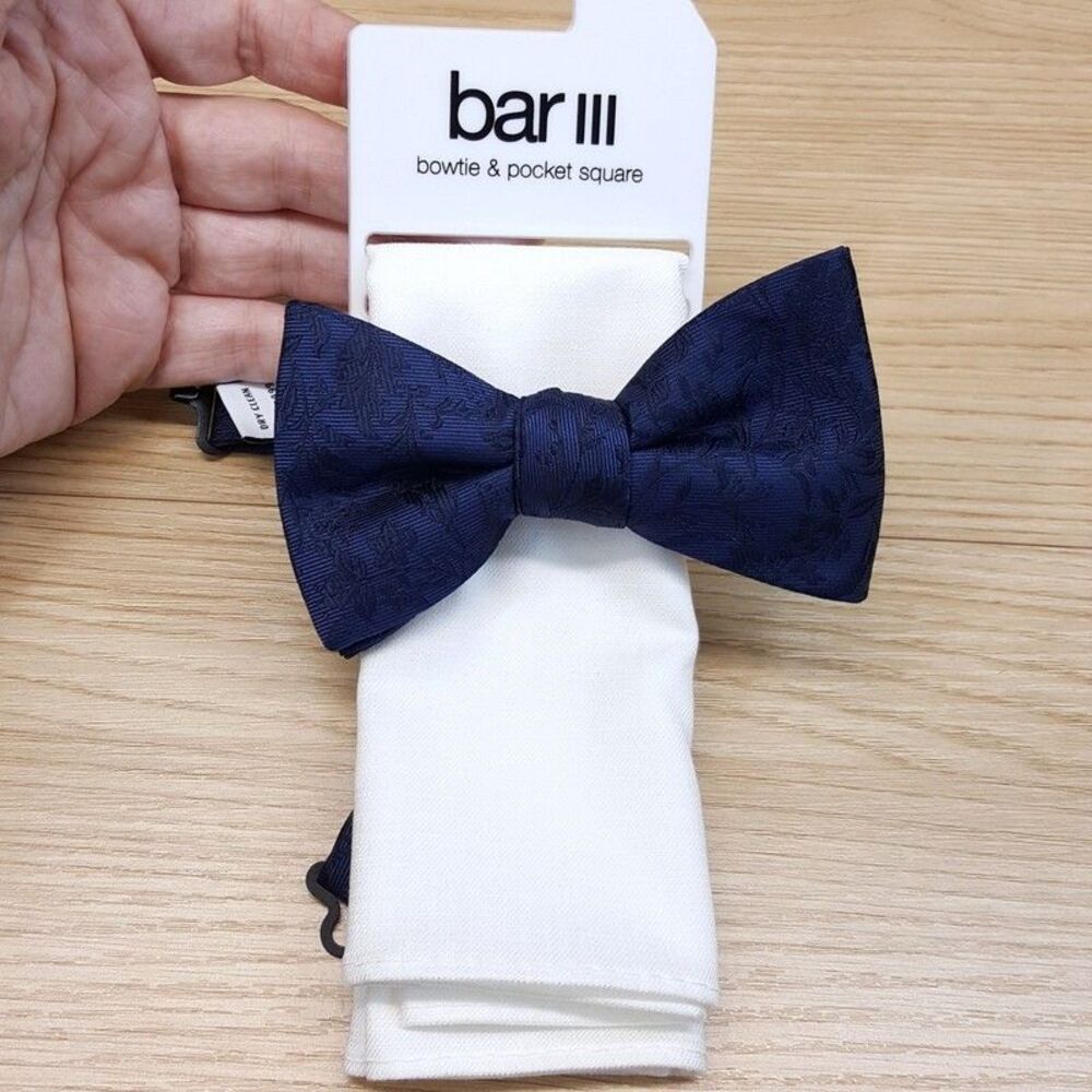 BAR III Mens Blue Floral Brocade Bow Tie + White Pocket Square Pre-Tied Set